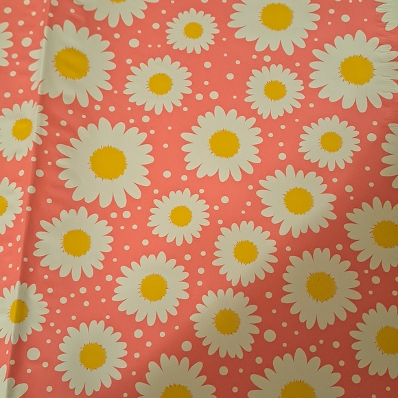 15 ct 14.5×19 Red Daisy Polymailers - Picture 3 of 4
